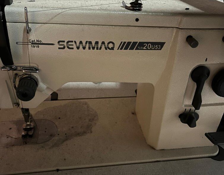 - INDUSTRIAL SEWING MACHINES